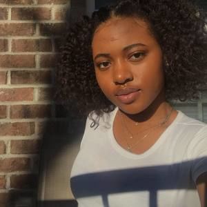 Meet your Posher, Tiffany